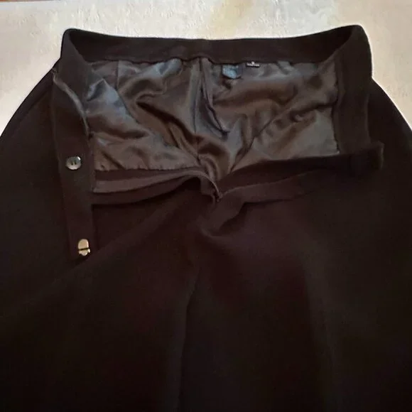 Tahari Wms Black fully lined 2 piece Pants Suit size 8 - Picture 13 of 14